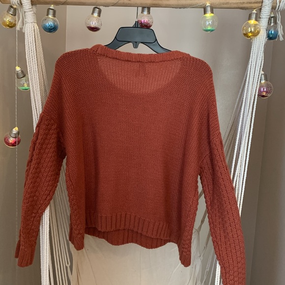 Mudd- Womens Medium burnt orange sweater - Picture 4 of 5